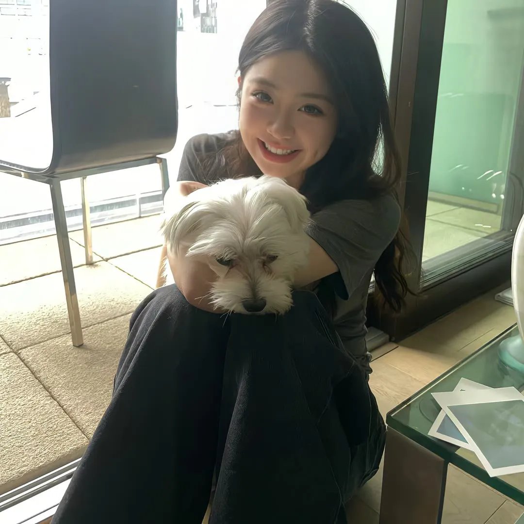 报告唐总夫人带着崽崽回来了